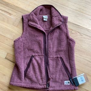 North face maroon campshire vest 2.0 size medium
